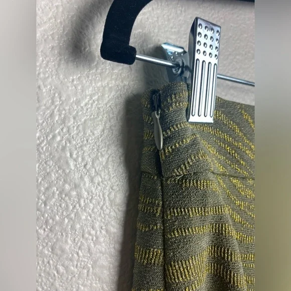 Michael Kors Army Green Shimmer Pencil Skirt, Medium, New - Picture 7 of 9